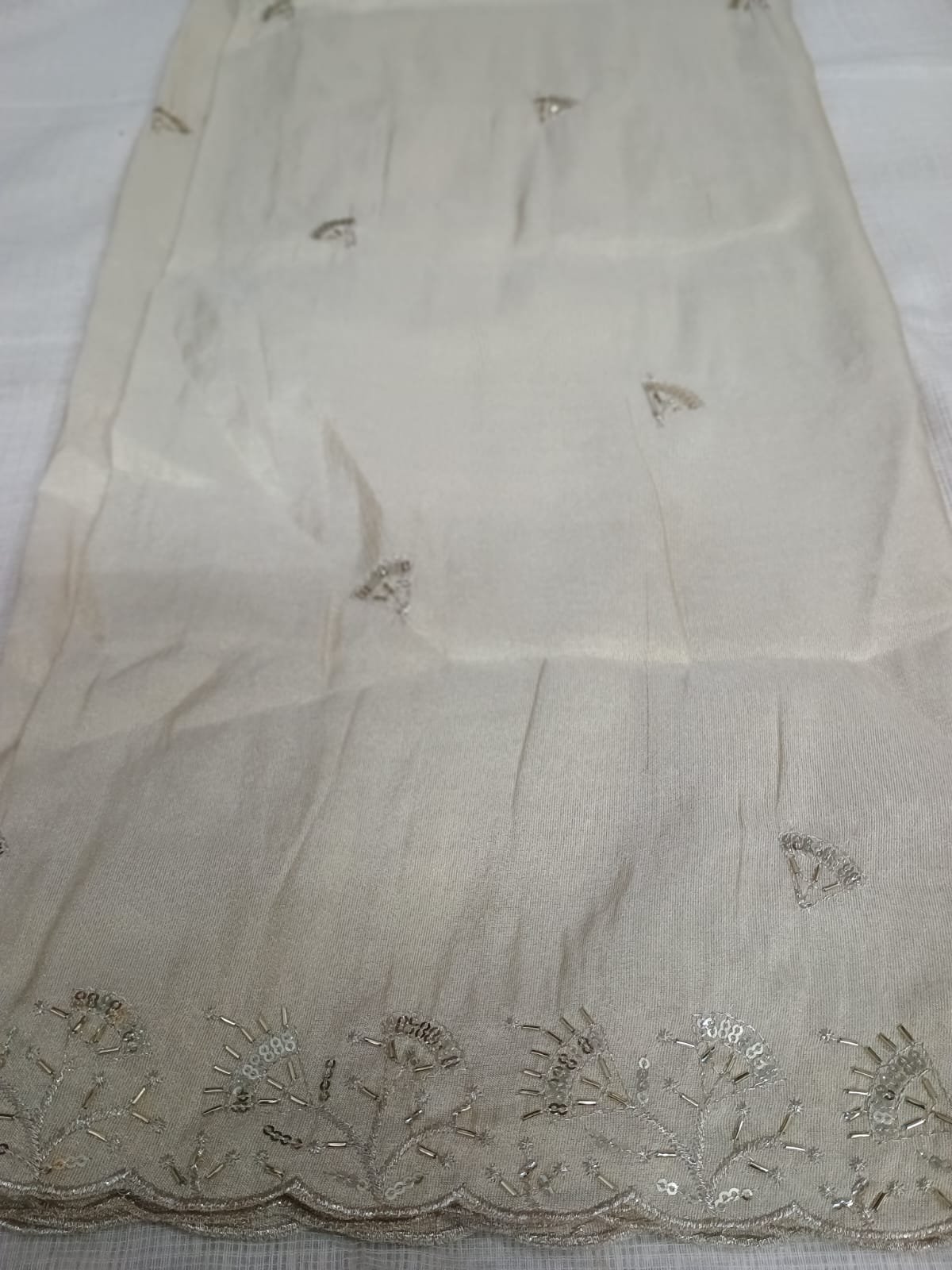 Stunning, Affordable Tissue Embroidery Dupatta: Elevate Your Ethnic Wear Today