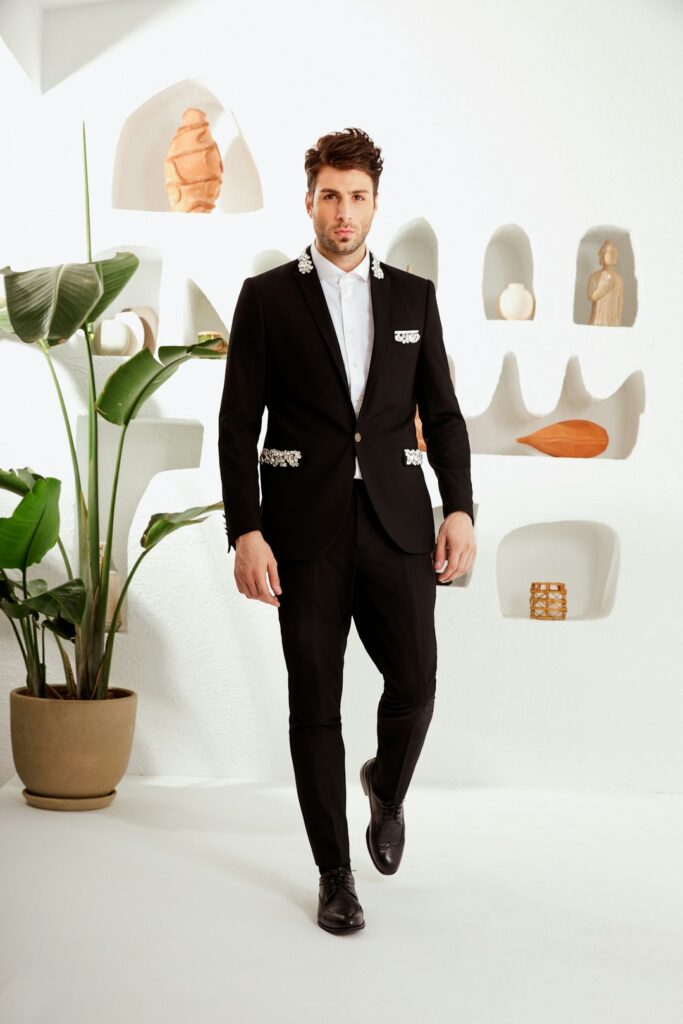 Budget to Boutique: How to Make an Affordable Unstitched Suit Look Like Designer Fashion auto 22