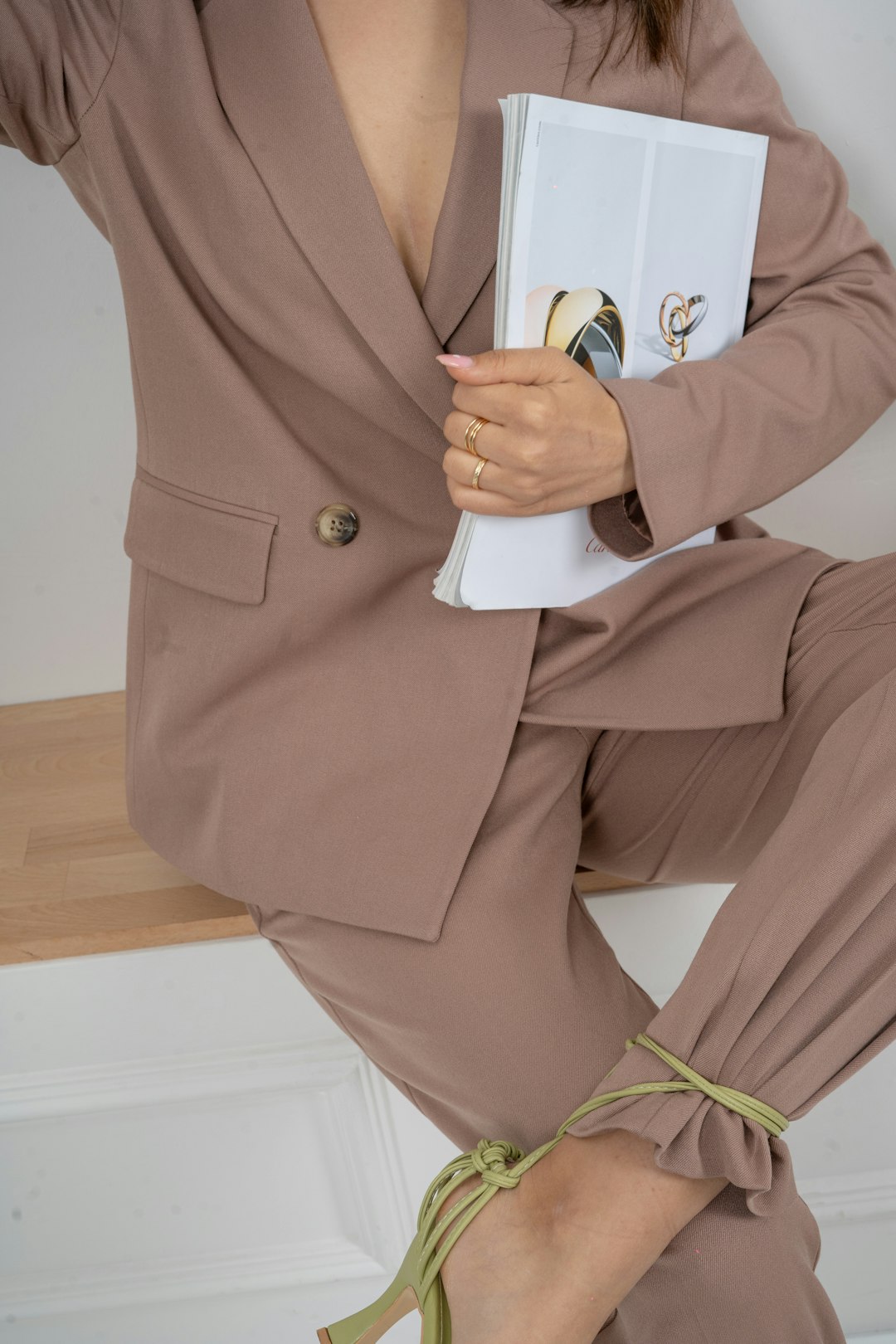 How to Mix and Match Contrasting Dupattas with Solid Color Suits Auto 43